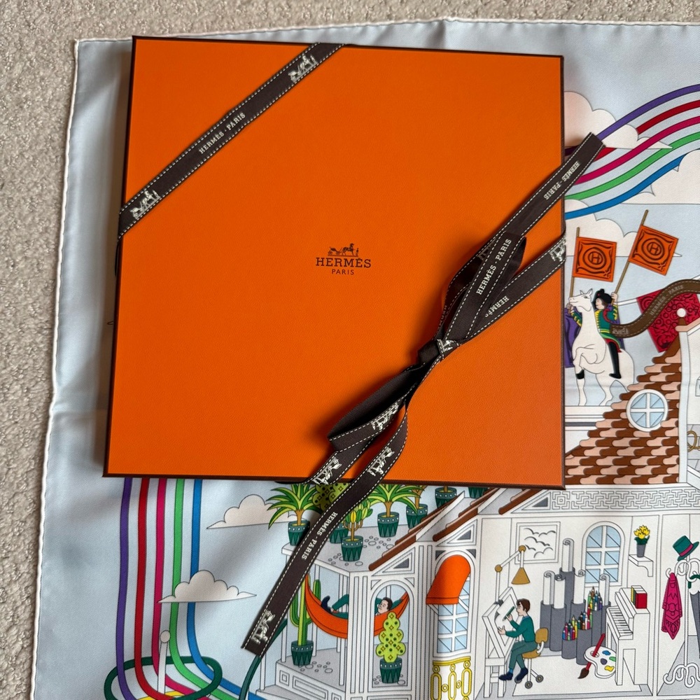 Hermès La Maison des Carrés Silk Scarf 90cm Pierre Marie Rare - Picture 12 of 12